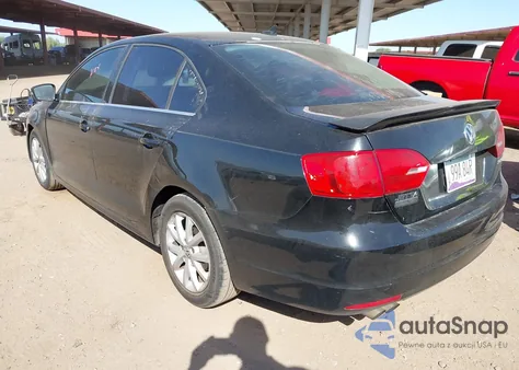 2013 Volkswagen Jetta 2.5L Se z USA, uszkodzony, nr VIN 3VWDP7AJ8DM374644